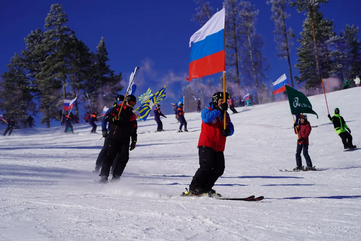 Флаги над Байкалом