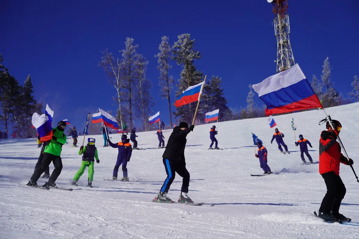 Флаги над Байкалом