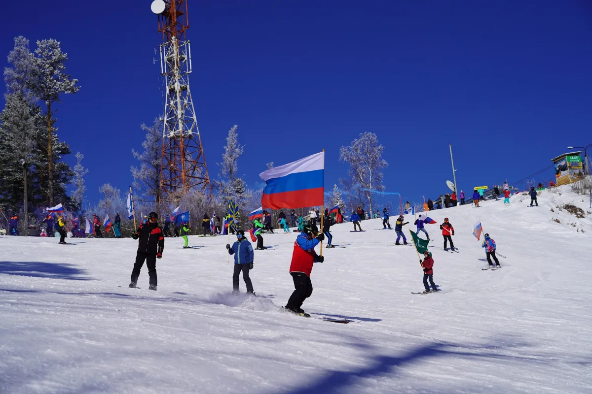 Флаги над Байкалом