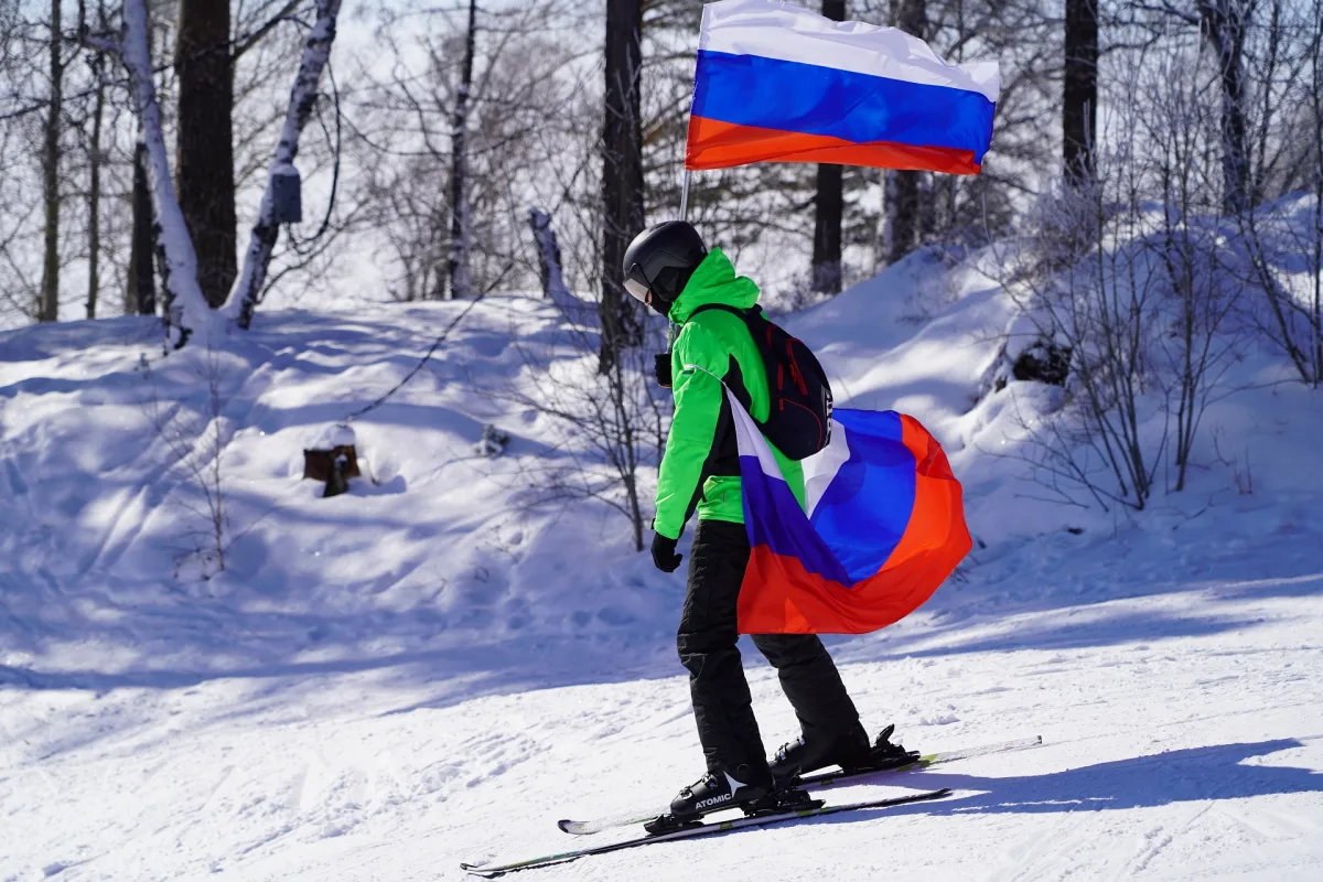 Флаги над Байкалом