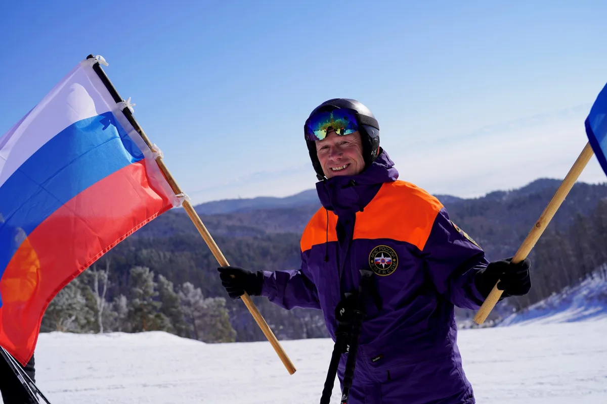Флаги над Байкалом